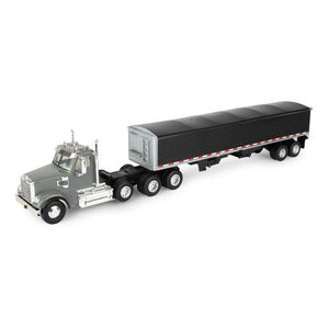 ERTL 1:32 Freightliner 122SD Semi with Grain Trailer