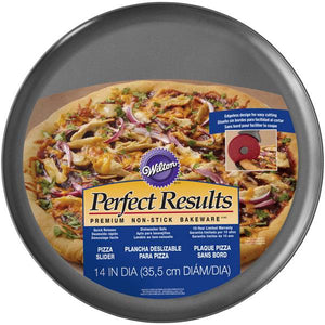 Wilton 14" Perfect Results Premium Non-Stick Pizza Pan