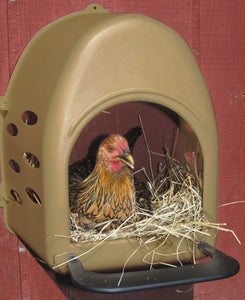 Farm Innovators Model 3800 Plastic Nesting Box