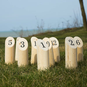 Hey! Play! Wooden Throwing Game-Complete Set, 12 Numbered Pins, Throwing Dowel, Carrying Crate-Outdoor Lawn Games For Adults and Kids